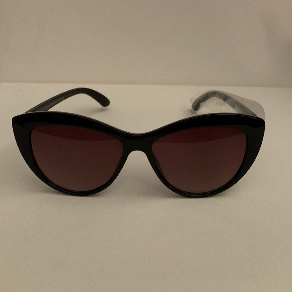 Fashion cat eye sunglasses